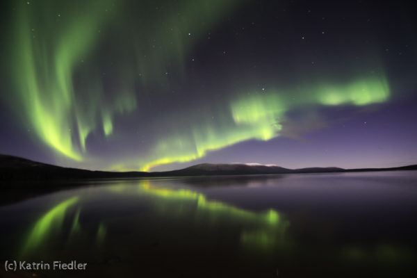 Polarlicht Spiegelung im Palalsjärvi